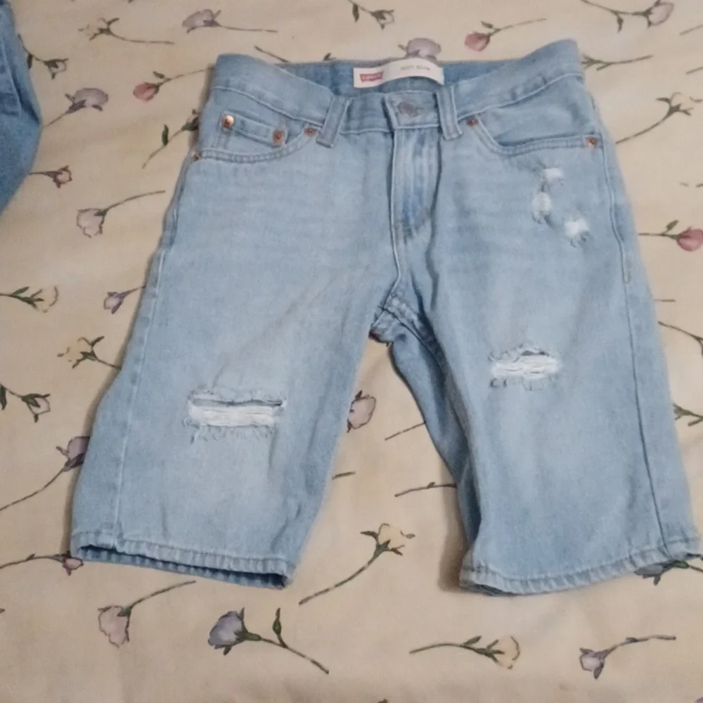 Bundle Of 4 Shorts And 2 Pajamas Sets For Boys Size 8 - Picture 2 of 16